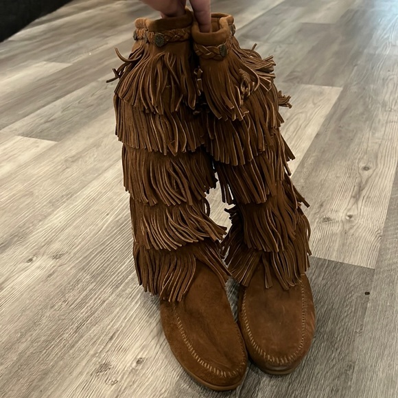 Minnetonka Shoes - Minnetonka braided shaft leather boots, NWOT/NWOB